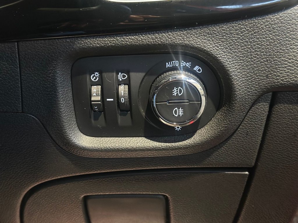 Used Vauxhall Astra 2015 for sale - 77313261: Photo 32