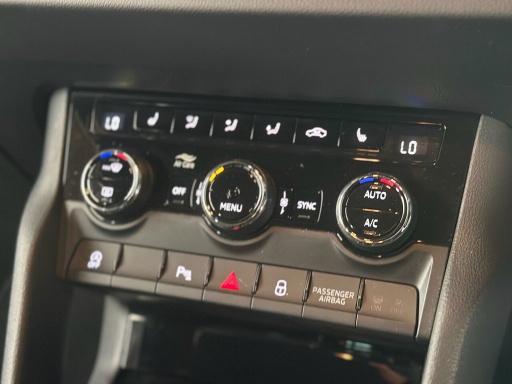 Used Skoda Karoq 2018 for sale - 76080688: Photo 29