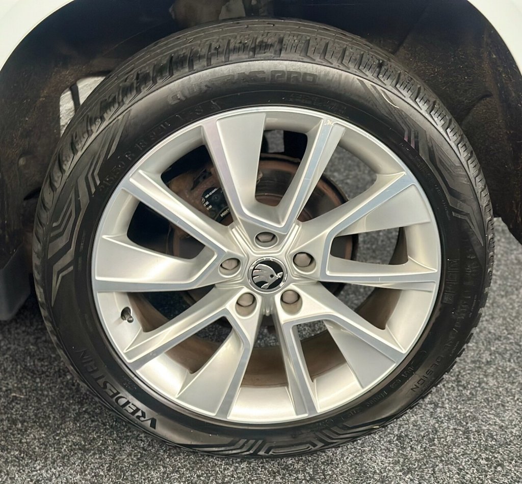 Used Skoda Karoq 2018 for sale - 76080688: Photo 42