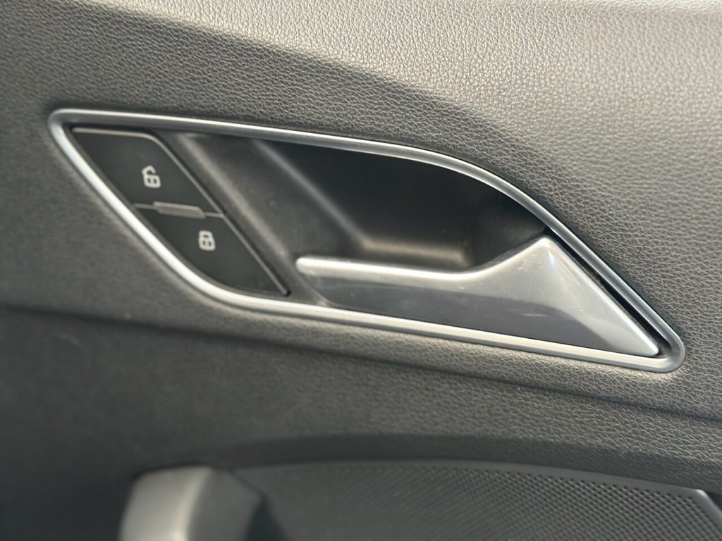 Used Audi A3 Cabriolet 2017 for sale - 77384485: Photo 33