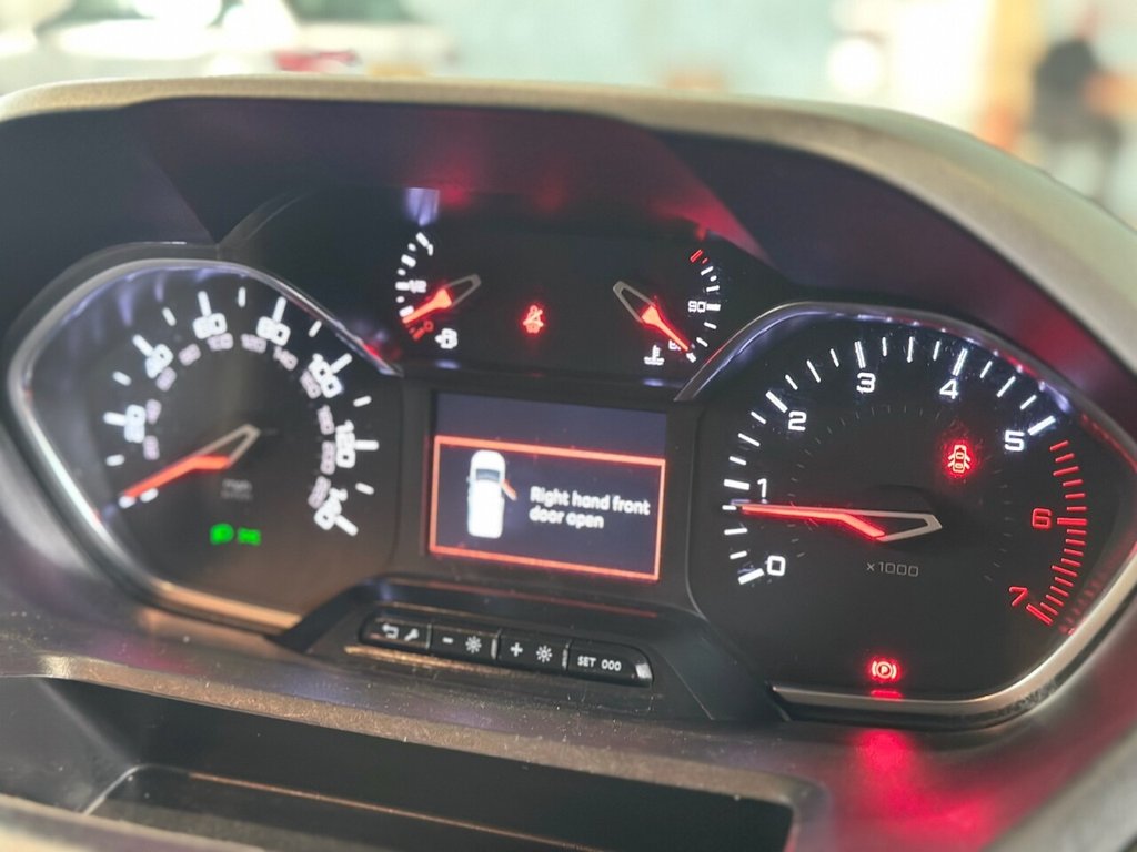 Used Peugeot Partner 2022 for sale - 75973790: Photo 15