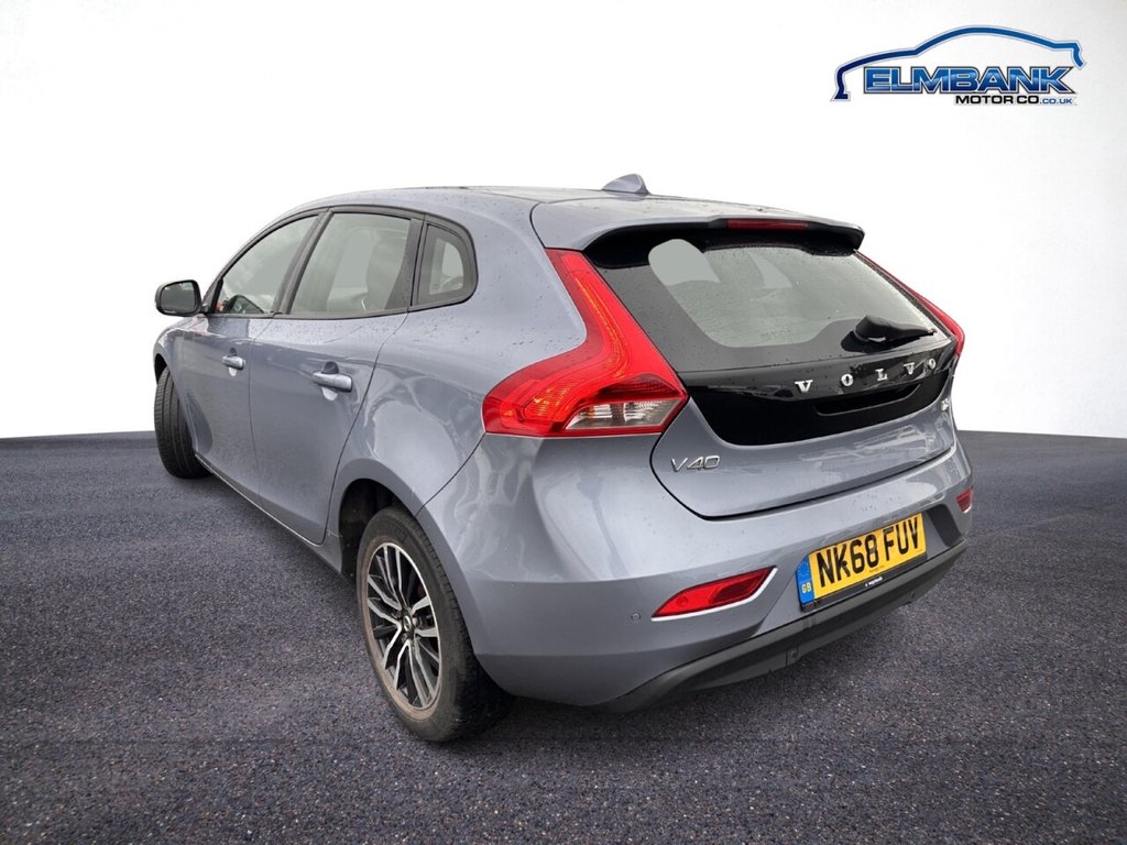 Used Volvo V40 2018 for sale - 76454785: Photo 3