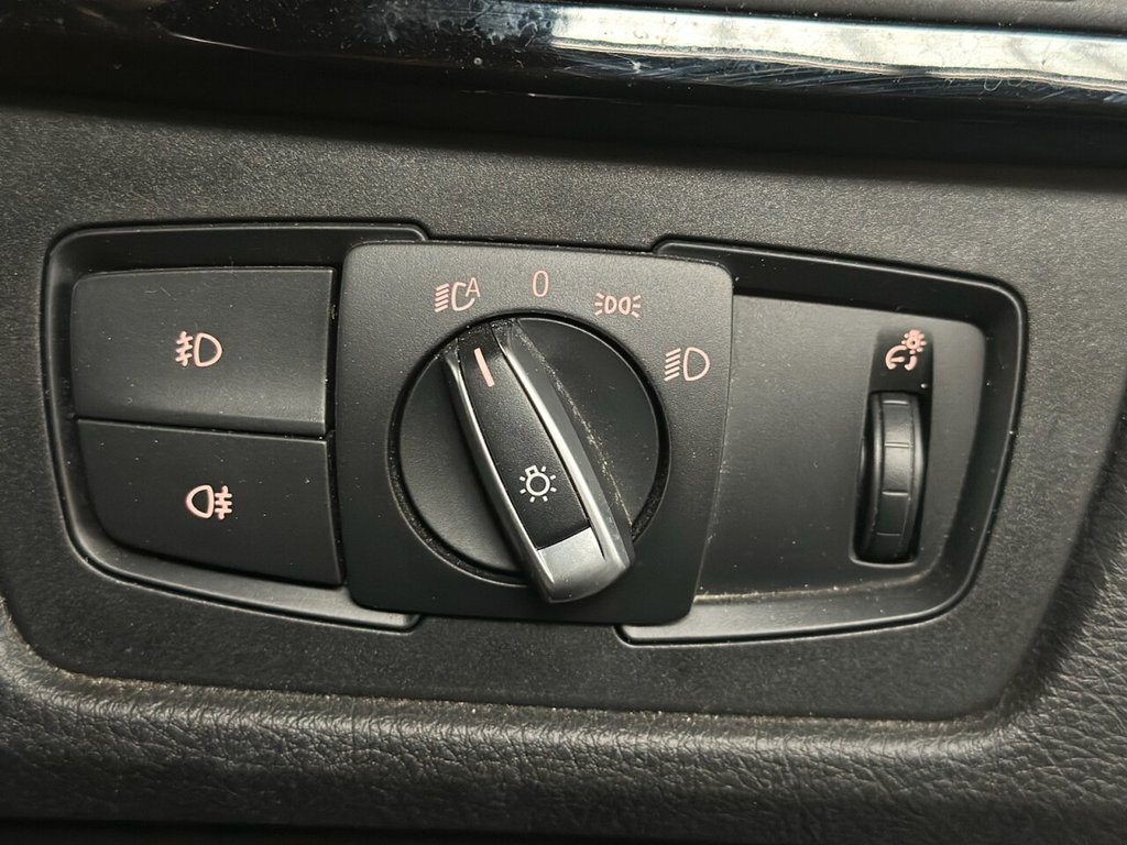 Used BMW 3 Series 2017 for sale - 77342011: Photo 30