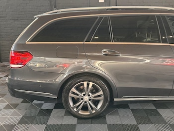 Used Mercedes-Benz E Class 2015 for sale - 77655381: Photo