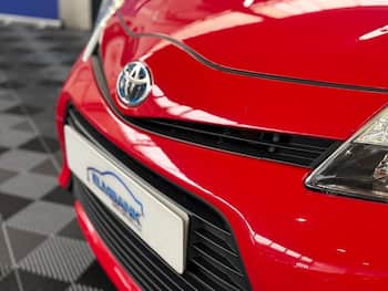 Used Toyota Yaris 2014 for sale - 79695636: Photo