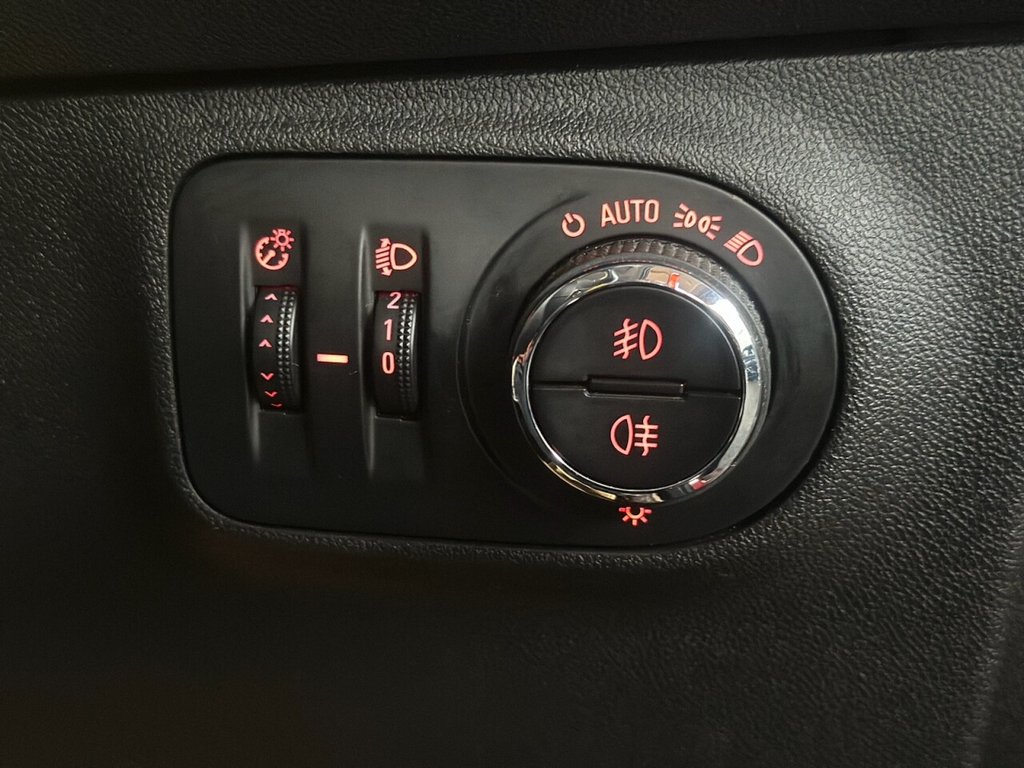 Used Vauxhall Corsa 2017 for sale - 76482178: Photo 28