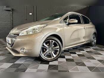 Used Peugeot 208 2013 for sale - 77991108: Photo