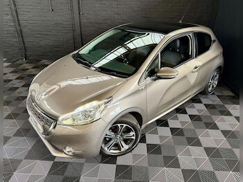 Used Peugeot 208 2013 for sale - 77991108: Photo