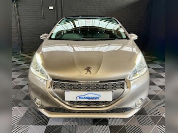 Used Peugeot 208 2013 for sale - 77991108: Photo