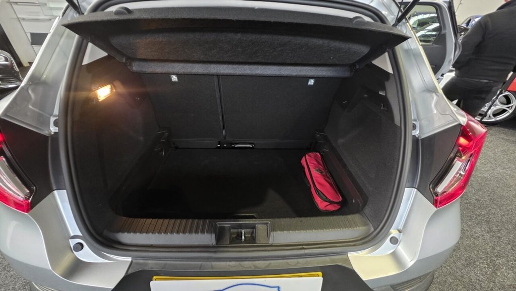 Used Renault Captur 2021 for sale - 76367793: Photo 33