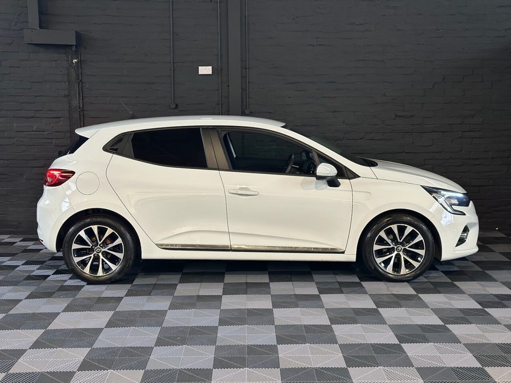 Used Renault Clio 2021 for sale - 77328094: Photo 10