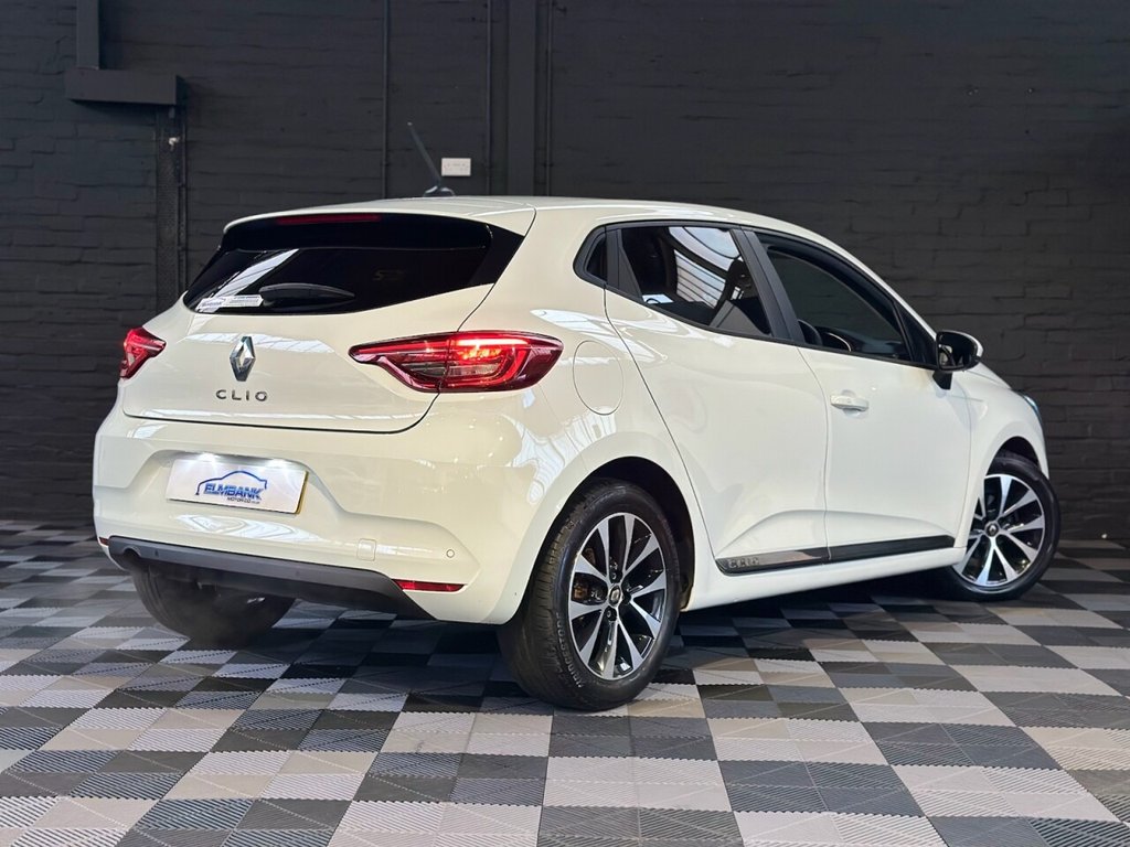 Used Renault Clio 2021 for sale - 77328094: Photo 11