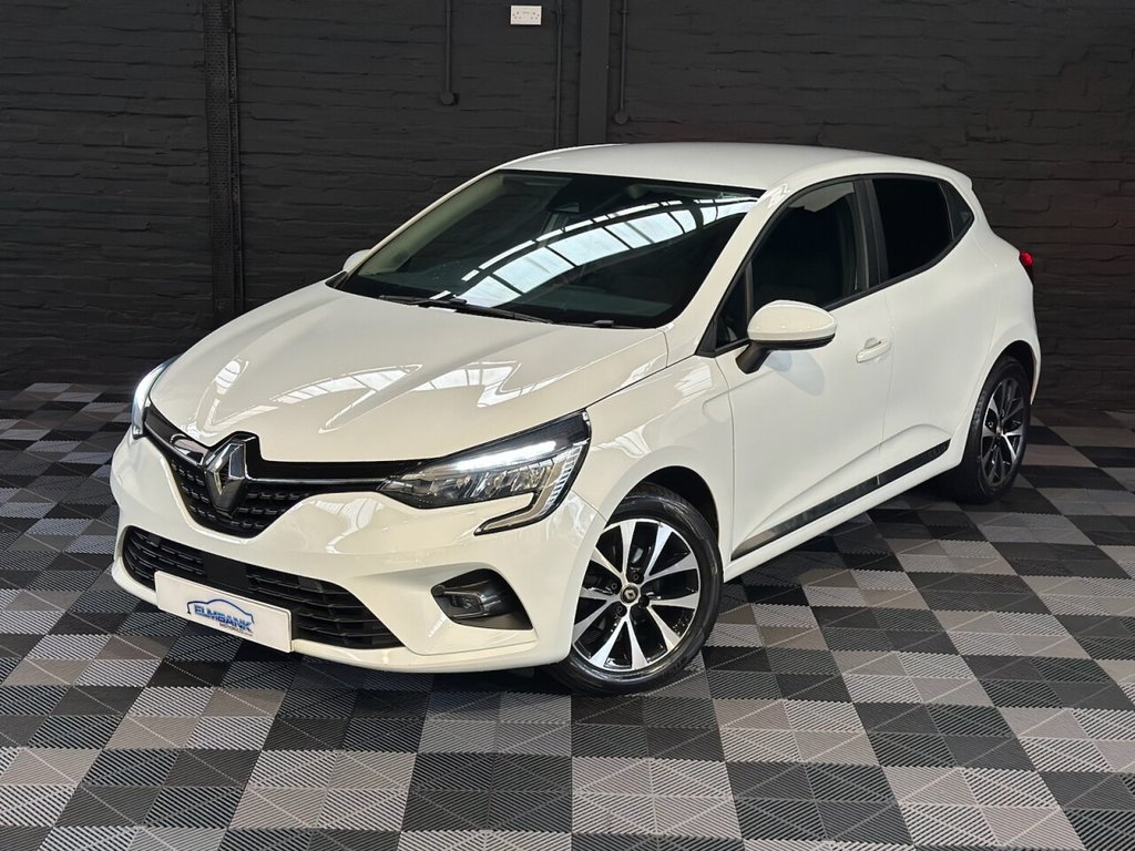 Used Renault Clio 2021 for sale - 77328094: Photo 3