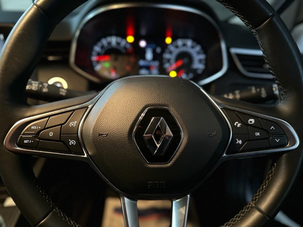 Used Renault Clio 2021 for sale - 77328094: Photo 31
