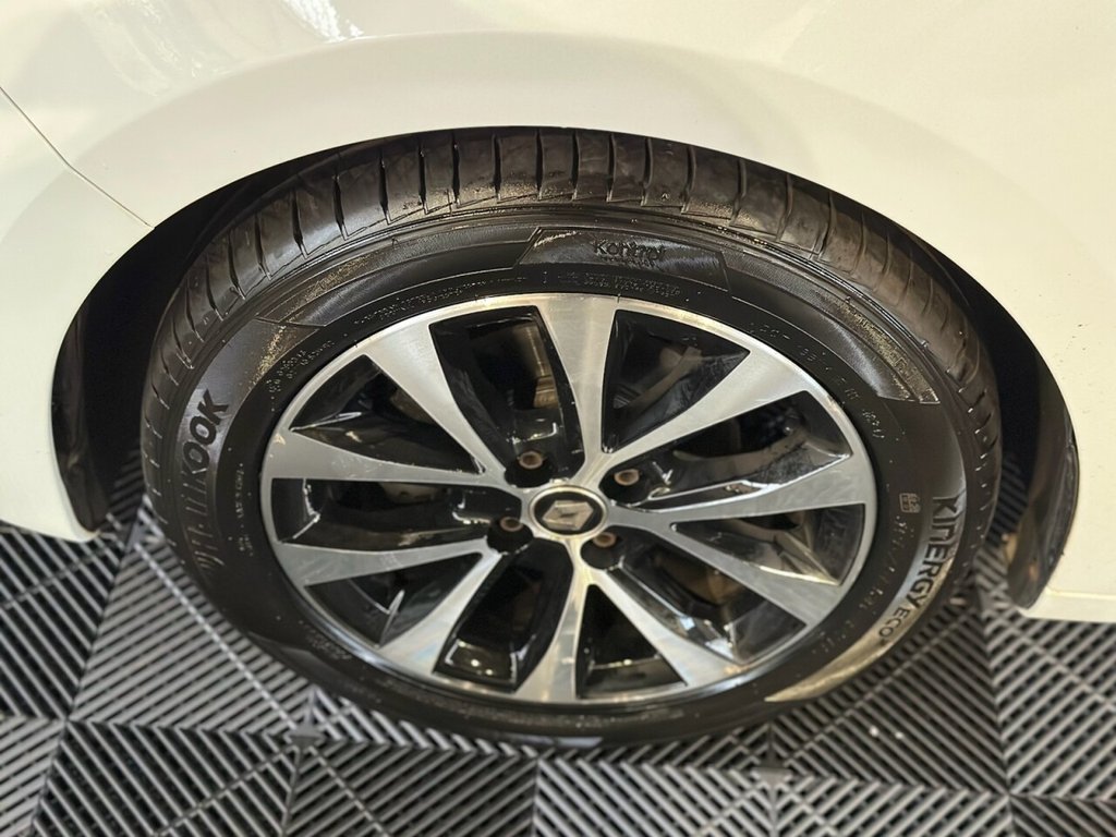 Used Renault Clio 2021 for sale - 77328094: Photo 41