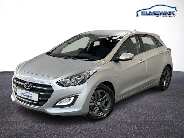 Used Hyundai i30 2015 for sale - 74783846: Photo 2