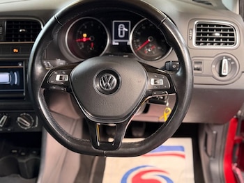 Used Volkswagen Polo 2015 for sale - 79461966: Photo