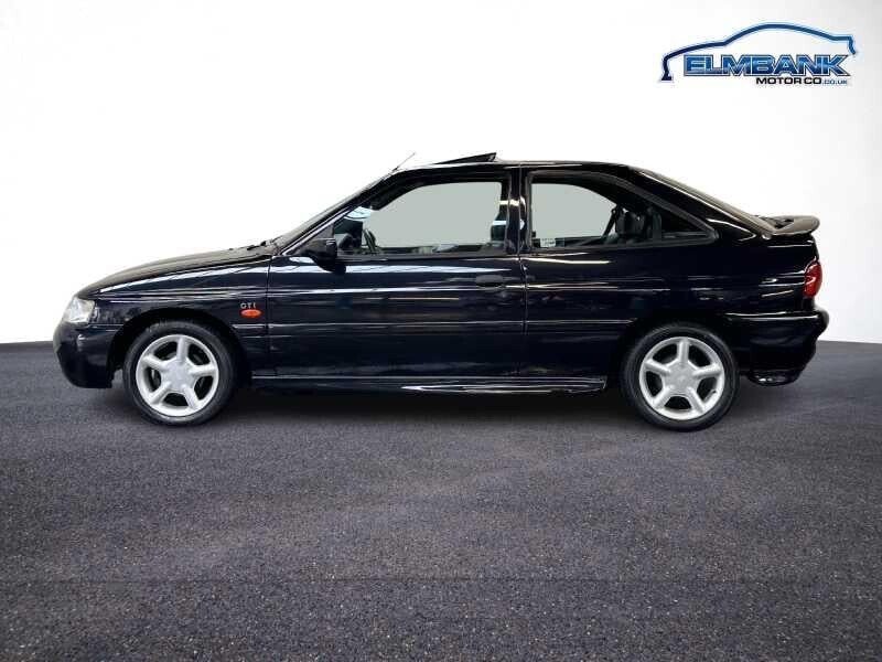 Used Ford Escort 1998 for sale - 76395957: Photo 2