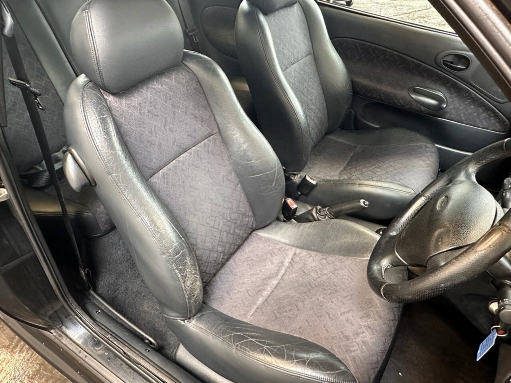 Used Ford Escort 1998 for sale - 76395957: Photo 20