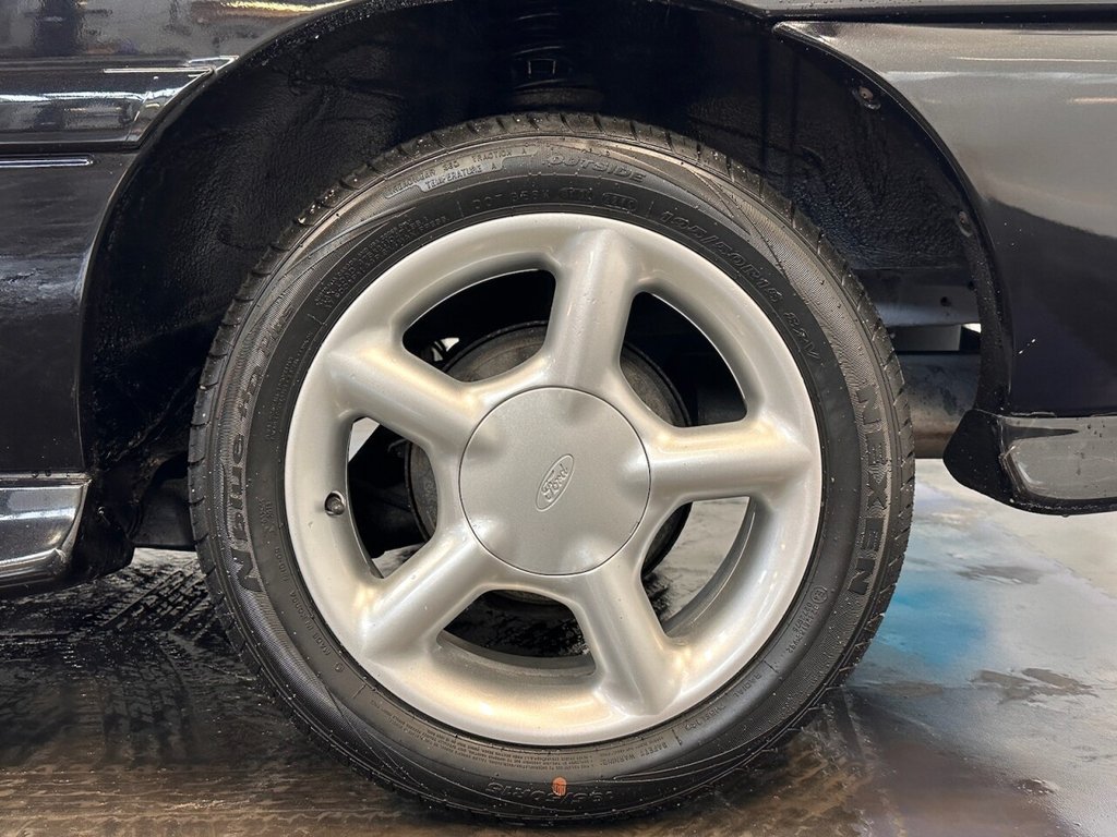 Used Ford Escort 1998 for sale - 76395957: Photo 32