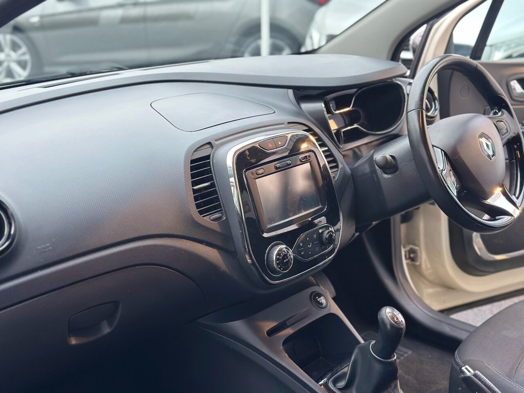 Used Renault Captur 2015 for sale - 77384175: Photo 27