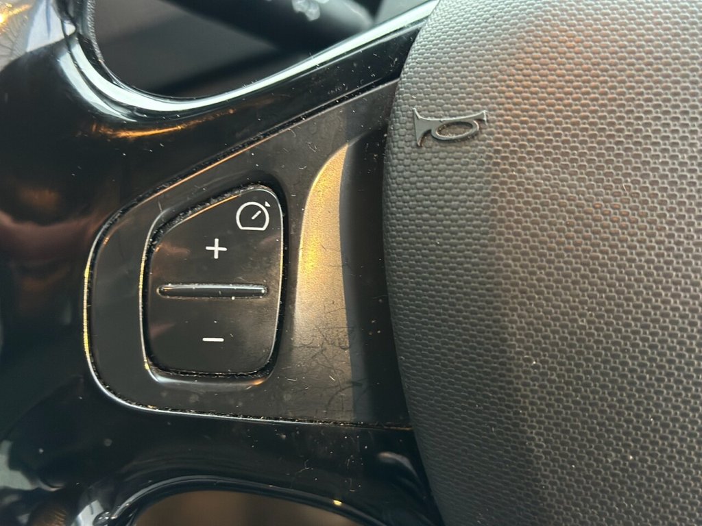 Used Renault Captur 2015 for sale - 77384175: Photo 31