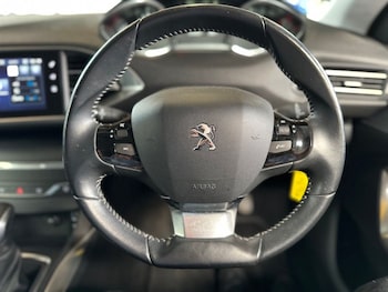 Used Peugeot 308 2016 for sale - 78145127: Photo