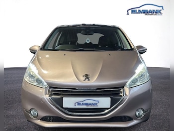 Used Peugeot 208 2012 for sale - 76406477: Photo