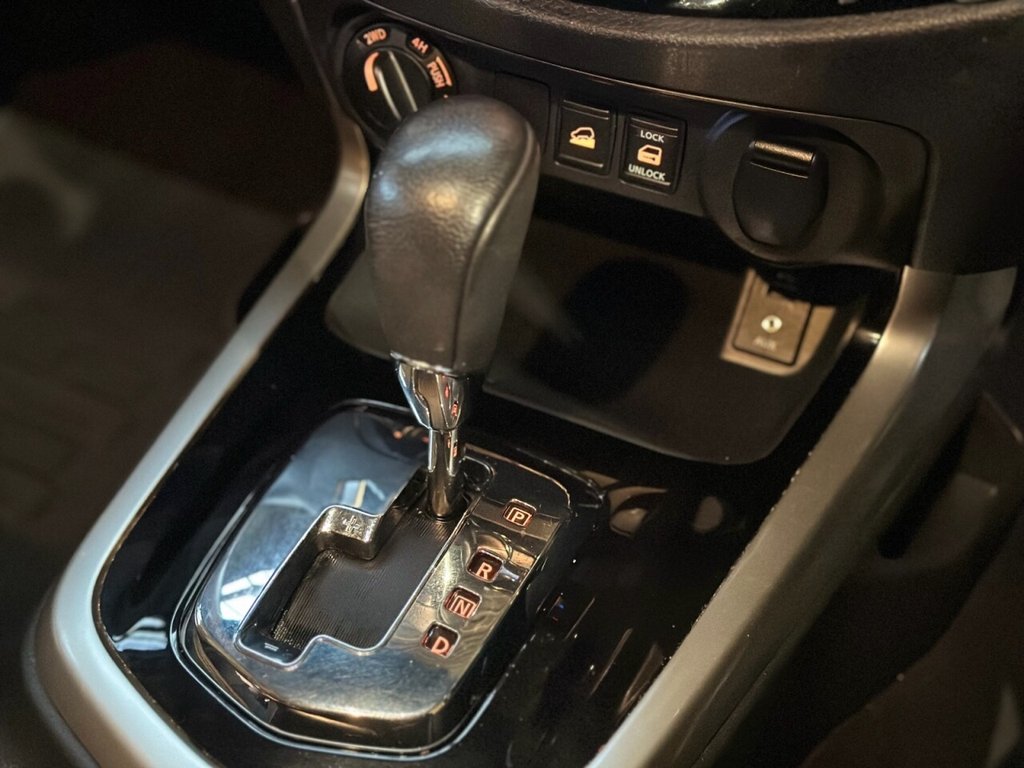 Used Nissan Navara 2017 for sale - 77333025: Photo 37