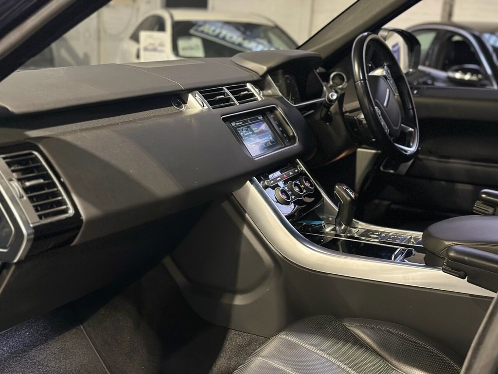 Used Land Rover Range Rover Sport 2017 for sale - 76820974: Photo 26