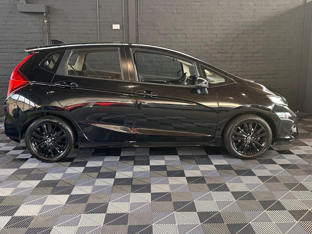 Used Honda Jazz 2019 for sale - 77673564: Photo 26