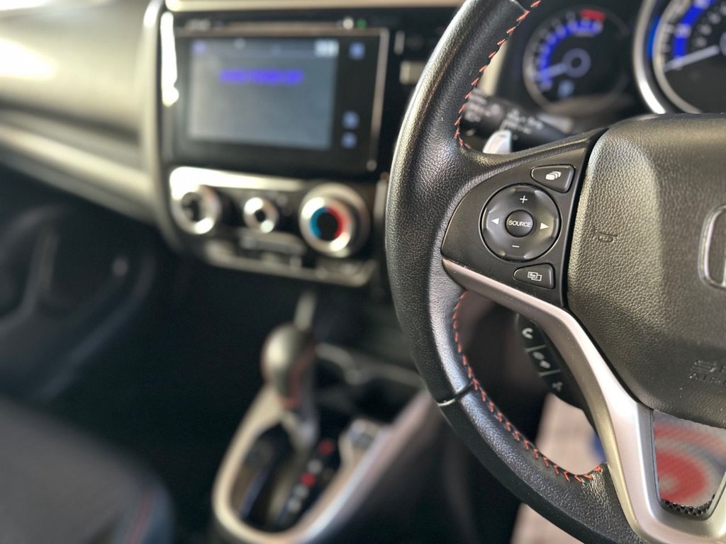 Used Honda Jazz 2019 for sale - 77673564: Photo 36