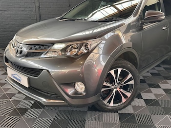 Used Toyota RAV4 2015 for sale - 77655390: Photo