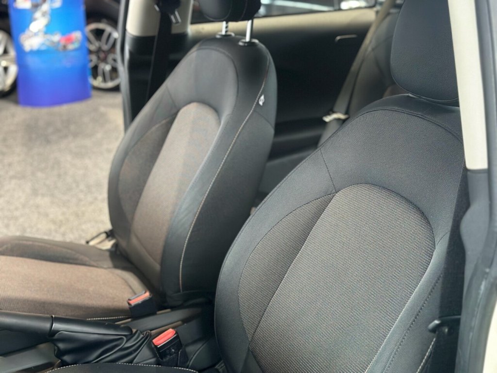 Used MINI Hatch 2014 for sale - 76333932: Photo 31