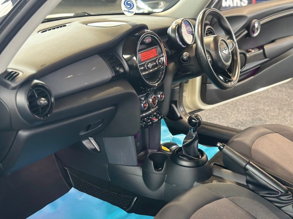 Used MINI Hatch 2014 for sale - 76333932: Photo 32