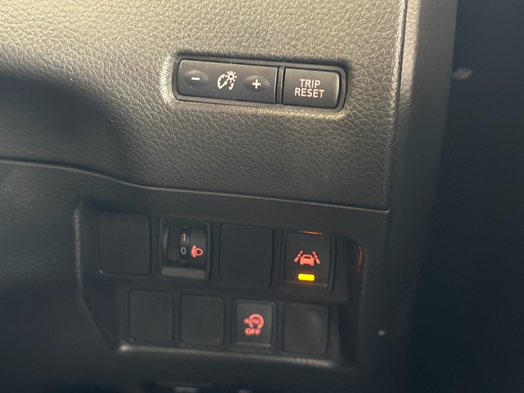 Used Nissan Qashqai 2017 for sale - 76558584: Photo 40