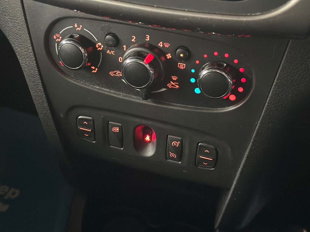Used Dacia Sandero Stepway 2015 for sale - 76132970: Photo 26