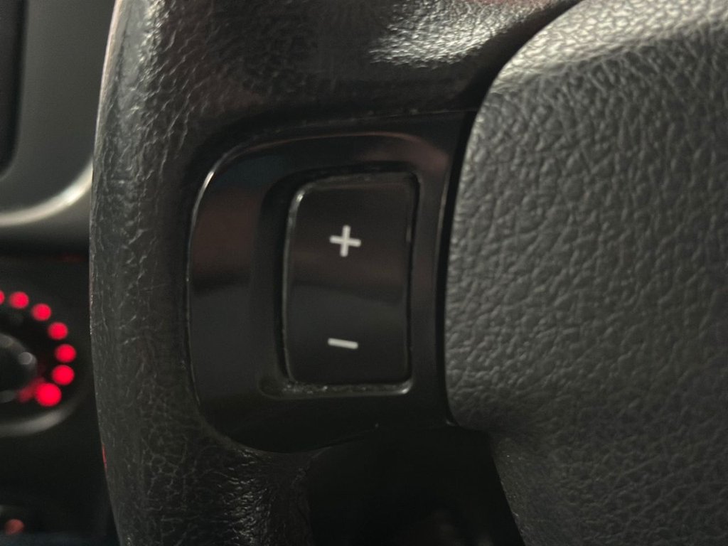 Used Dacia Sandero Stepway 2015 for sale - 76132970: Photo 27