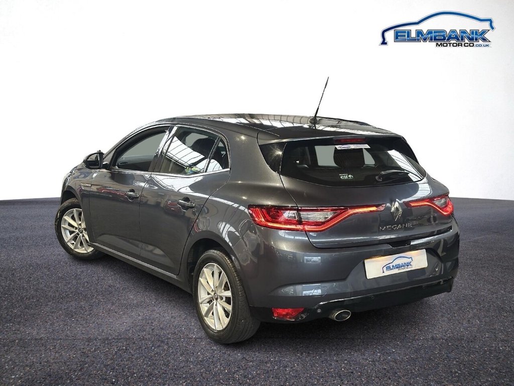 Used Renault Megane 2017 for sale - 76900709: Photo 18