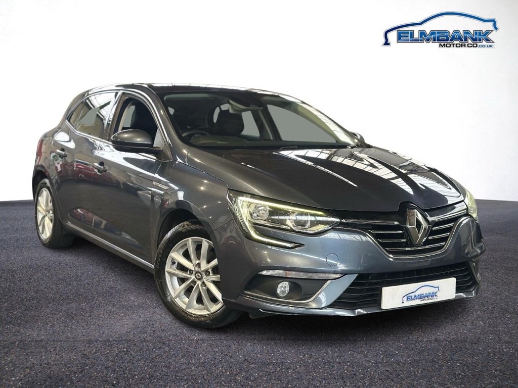 Used Renault Megane 2017 for sale - 76900709: Photo 7