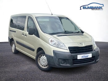 2015 (15) - 2.0 HDi Tepee Comfort Combi Van 4dr Diesel Automatic L2 (199 g/km, 163 bhp)