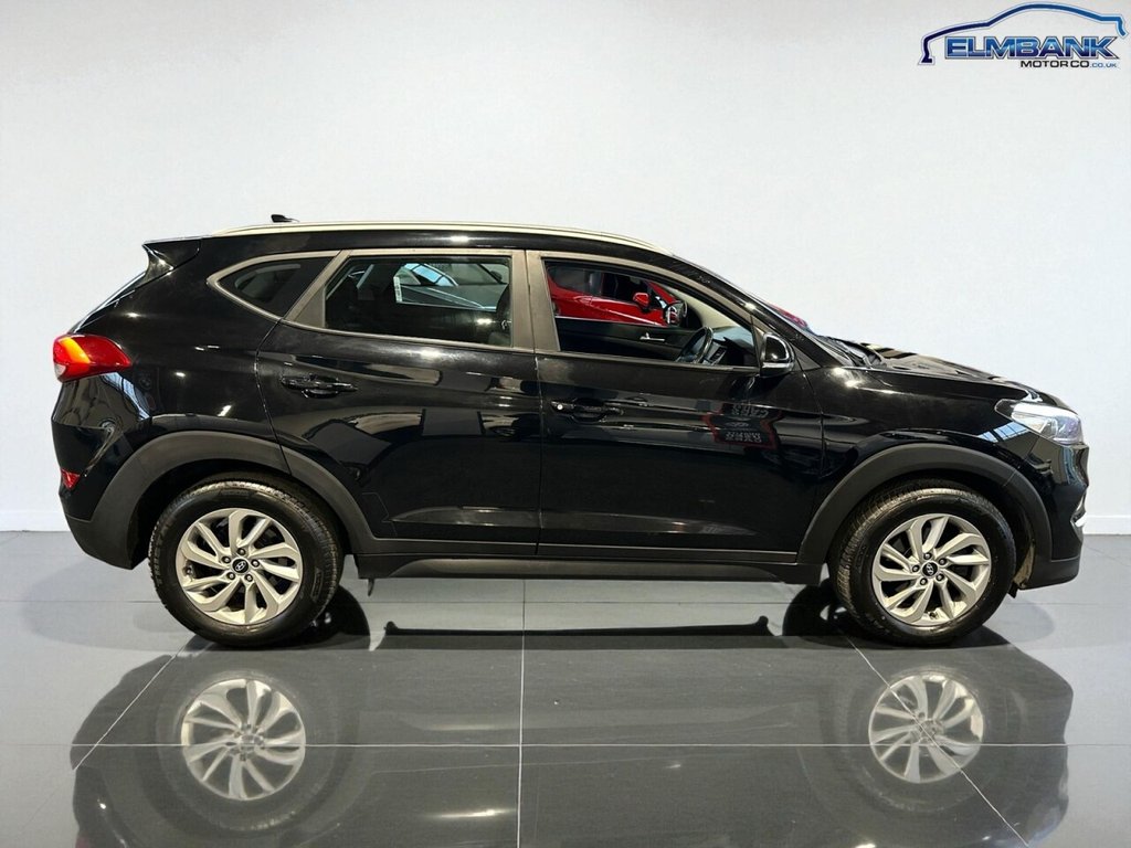 Used Hyundai TUCSON 2018 for sale - 76660669: Photo 3