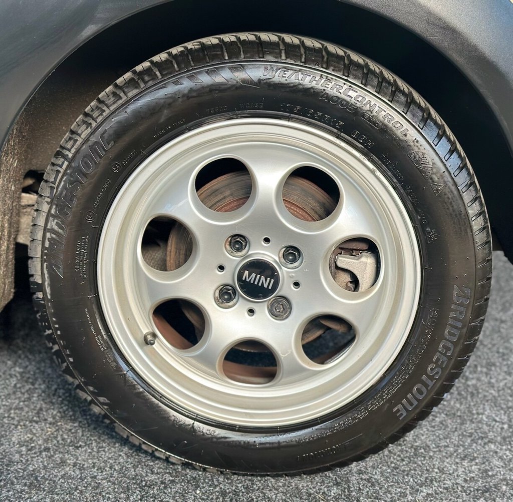 Used MINI Roadster 2014 for sale - 77571872: Photo 38