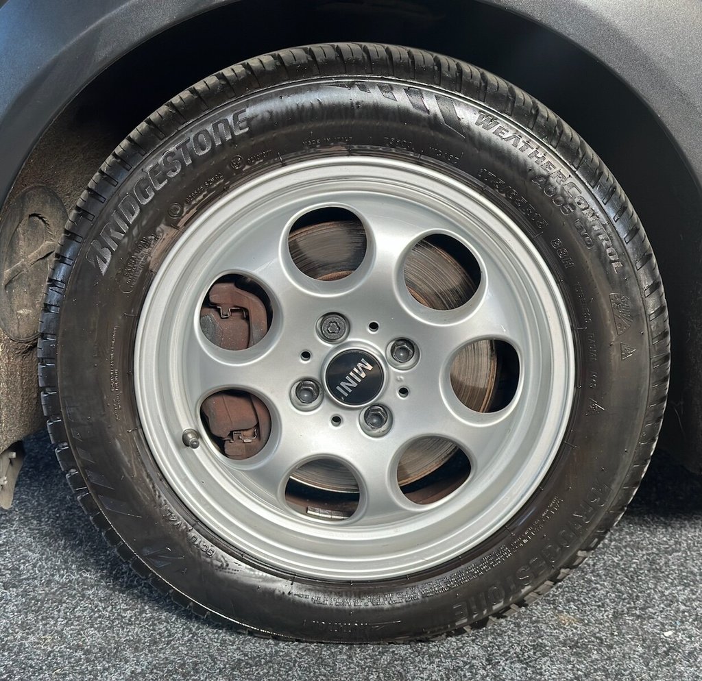 Used MINI Roadster 2014 for sale - 77571872: Photo 39