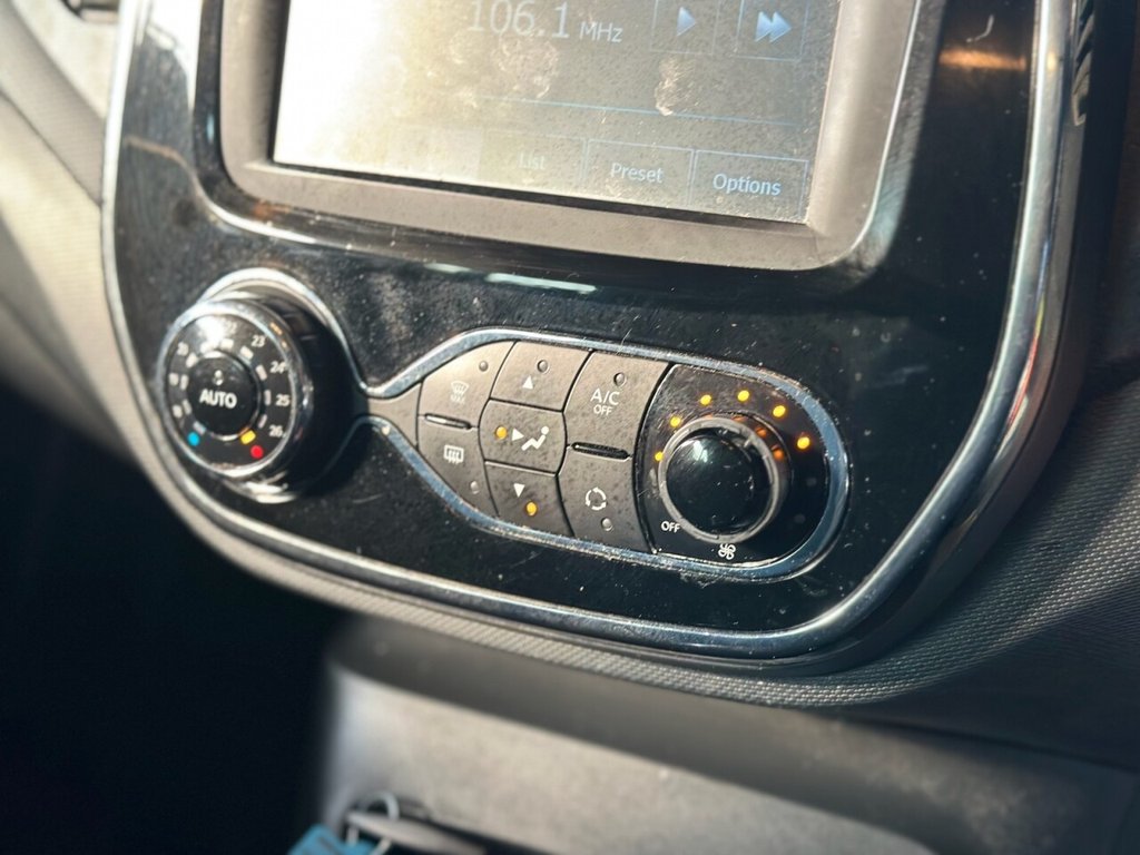 Used Renault Captur 2015 for sale - 75896690: Photo 24