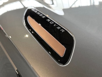 Used Land Rover Range Rover Velar 2017 for sale - 79422302: Photo
