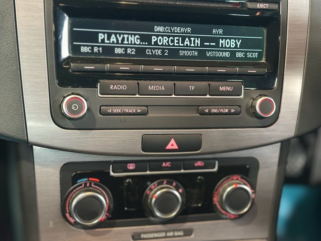 Used Volkswagen Passat 2012 for sale - 77065063: Photo 25