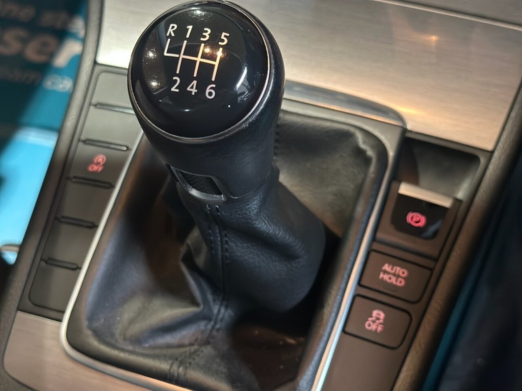 Used Volkswagen Passat 2012 for sale - 77065063: Photo 29