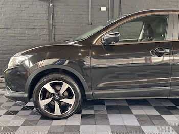 Used Nissan Qashqai 2017 for sale - 77991400: Photo