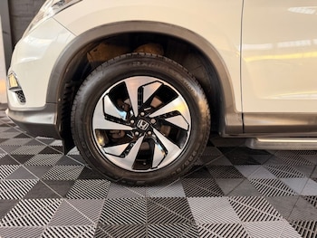 Used Honda CR-V 2015 for sale - 78349630: Photo